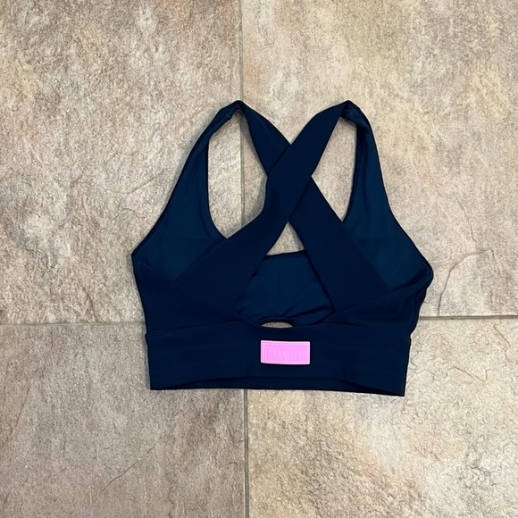 HP! 🎉💕 Lorna Jane Pace It Sports Bra - Picture 6 of 7